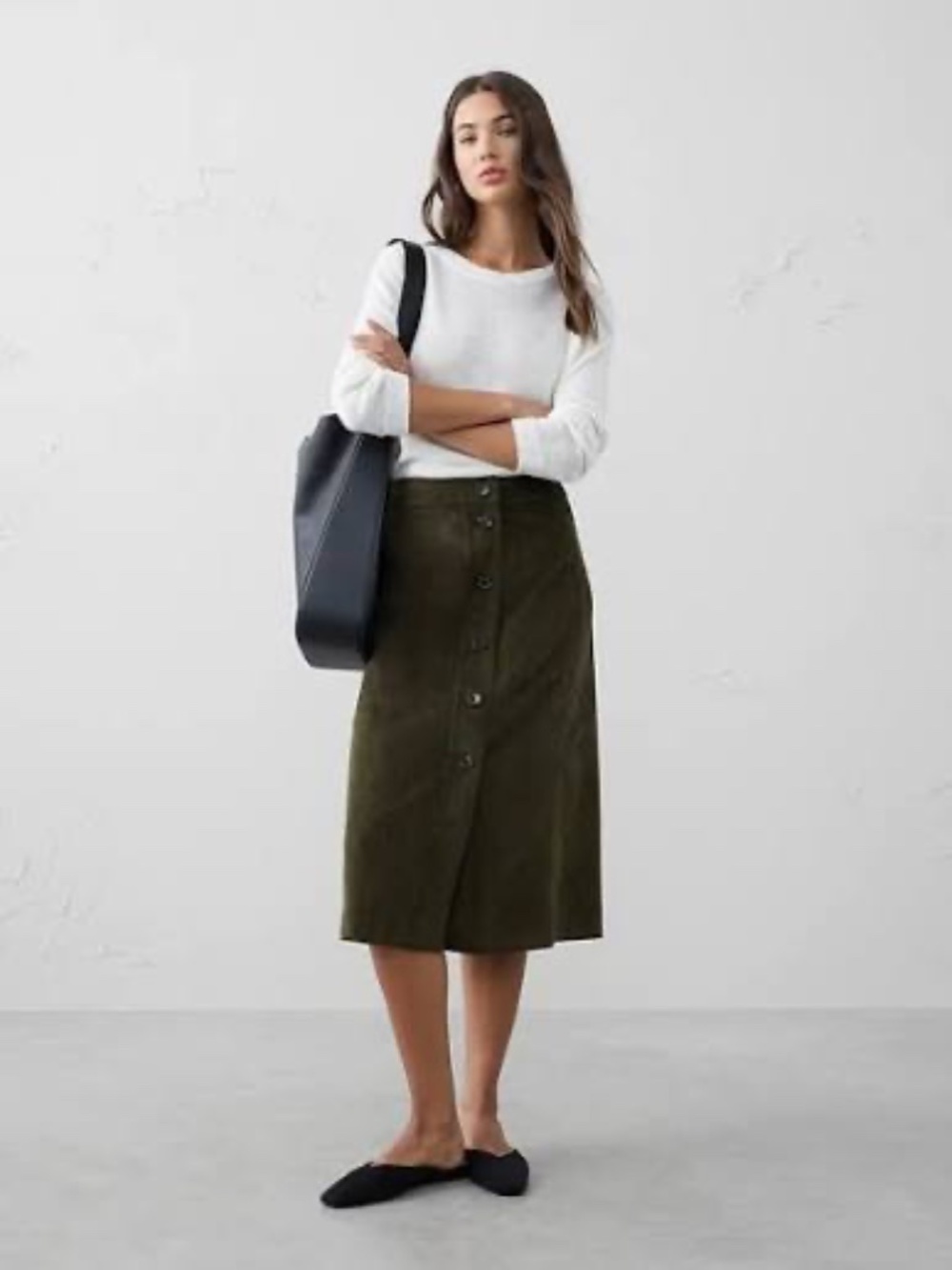 NWT Banana Republic Midi Skirt, Green (Waimea Olive), size 4